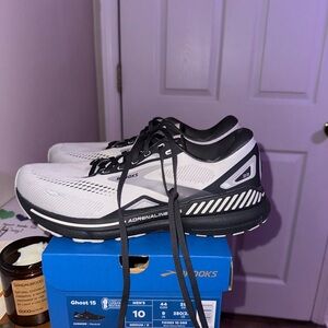 Adrenaline GTS23 Men's Size 10 Regular